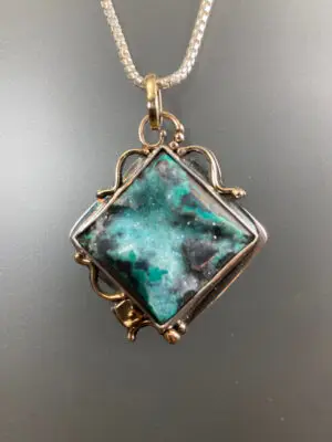 P 2162 Chrysocolla Drusy