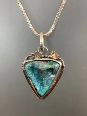 P 2161 Chrysocolla Drusy