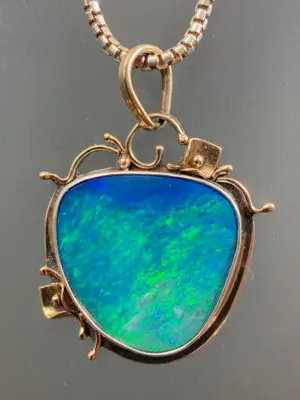 P 2126 Australian Opal Doublet