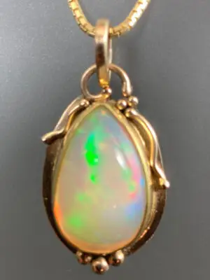 P 2127 Ethiopian Opal