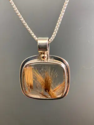 P 2119 Rutilated Quartz