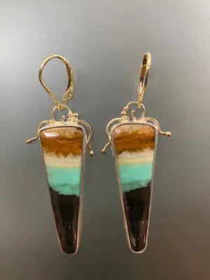 ER 2152 Opalized Wood