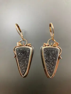 ER 2132 Black Drusy
