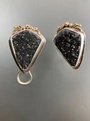 ER 2133 Black Drusy with Omega Finding