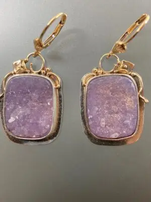 ER 2115 Grape Chalcedony Agate