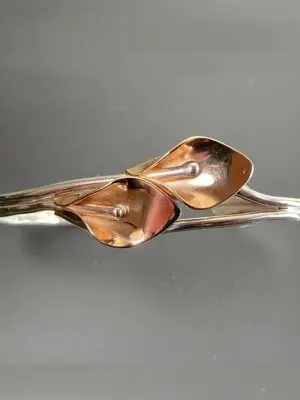 B-2104 Calla Lily Cuff